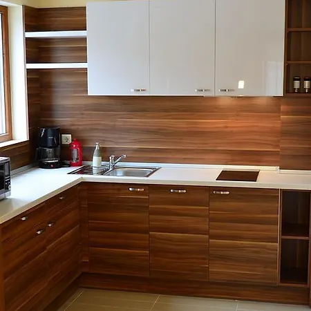 In Royal Beach Plaza Apartment Golden Sands
